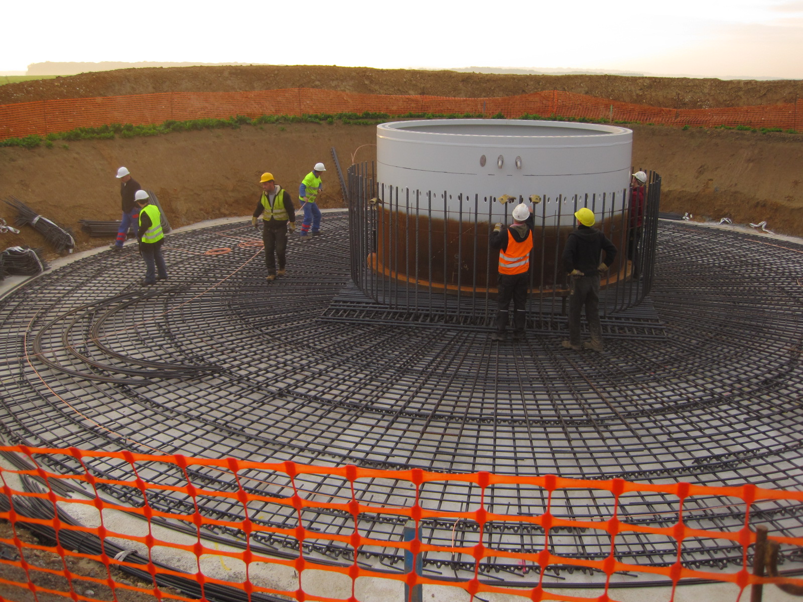 Anchor cage with radial rebars Wind farms construction