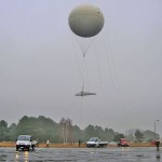 Wind blade transport using a baloon